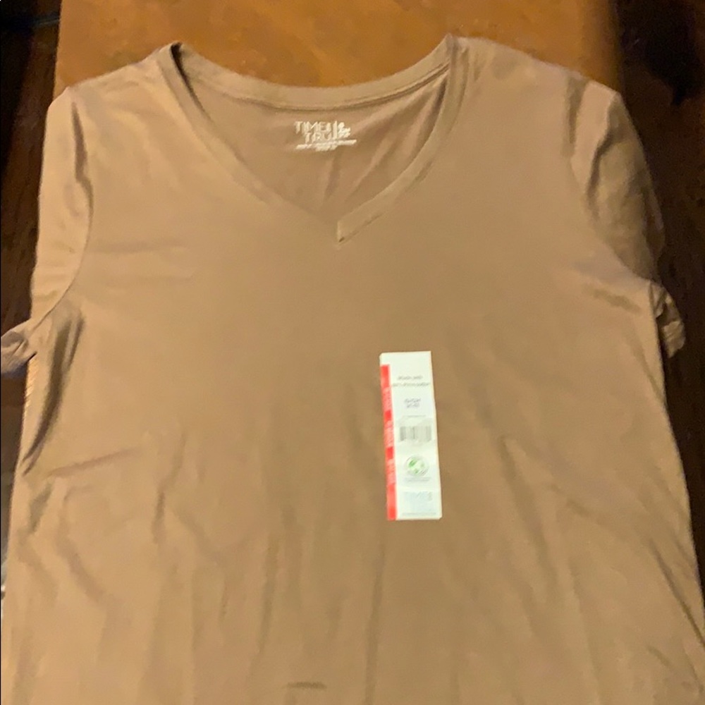 Tee shirt